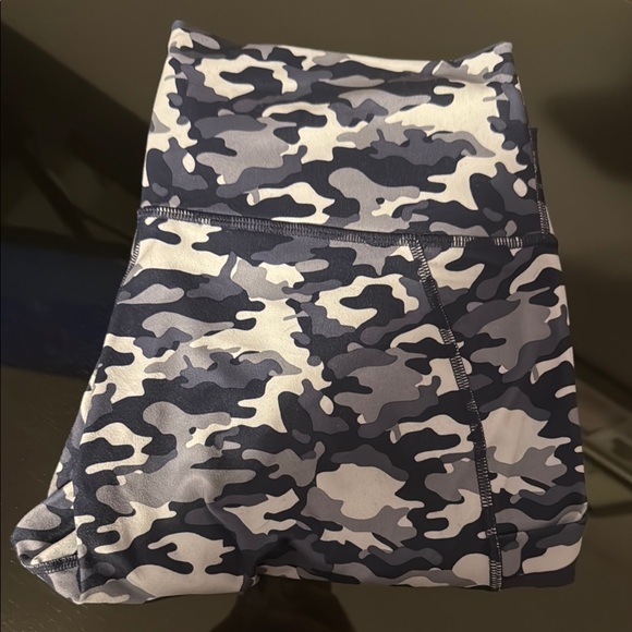 Fabletics PowerHold Camouflage Leggings - Picture 1 of 11